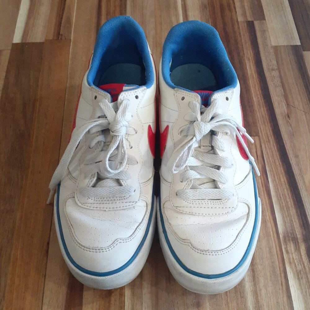 Women's Nike Sneakers